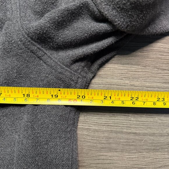 Patagonia Men's Fjord Flannel Shirt - Grey - Picture 7 of 8